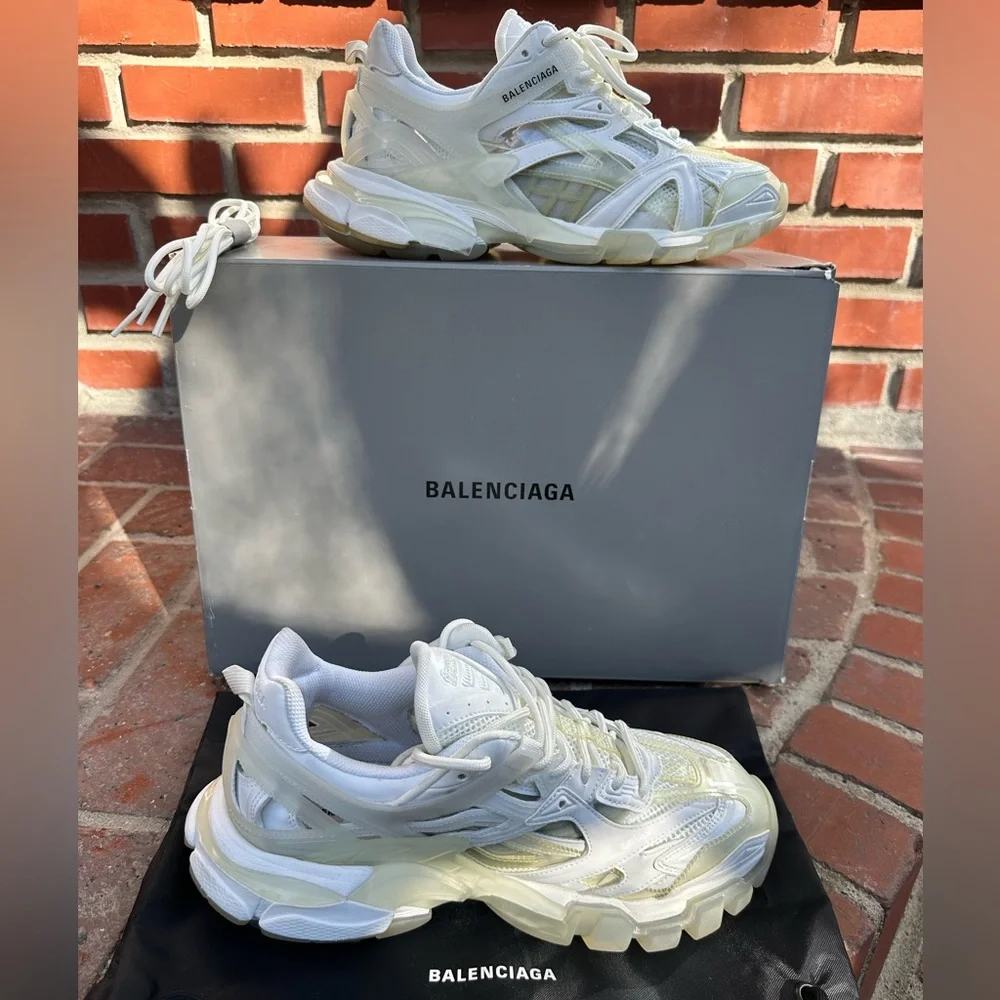 Balenciaga Cream and White Chunky Sneakers - Picture 3 of 6
